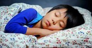 قلة النوم تصيب الأطفال والمراهقين بالسمنة